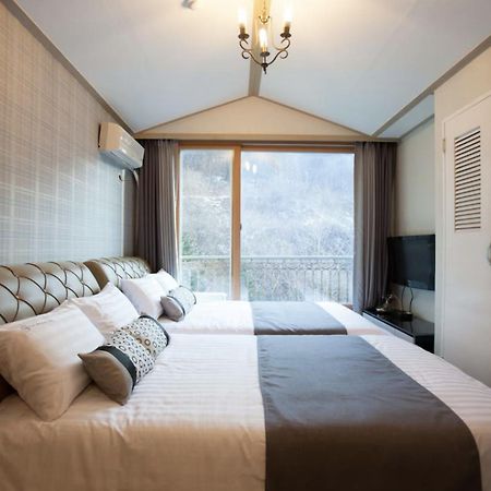 Cheongpyeong Family Hotel Капхьон Екстериор снимка