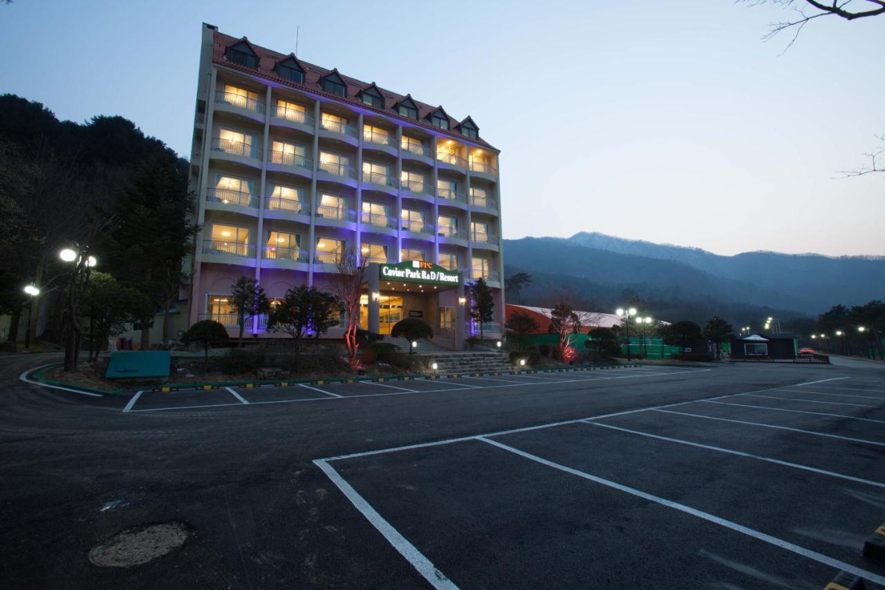 Cheongpyeong Family Hotel Капхьон Екстериор снимка