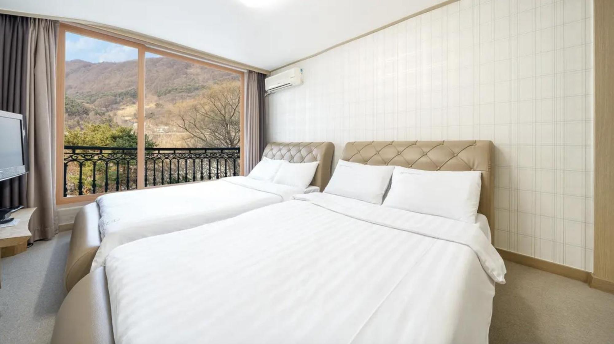 Cheongpyeong Family Hotel Капхьон Екстериор снимка