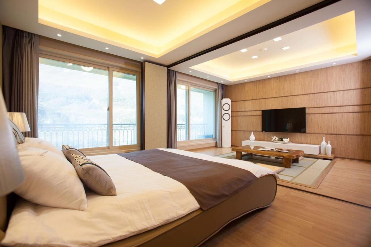 Cheongpyeong Family Hotel Капхьон Екстериор снимка